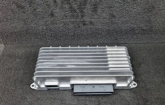 Audi A6 Allroad C6 Sound amplifier 4F0910223M 4F0035223N