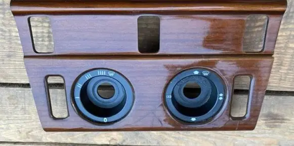 Mercedes-Benz E W124 Central console control unit 