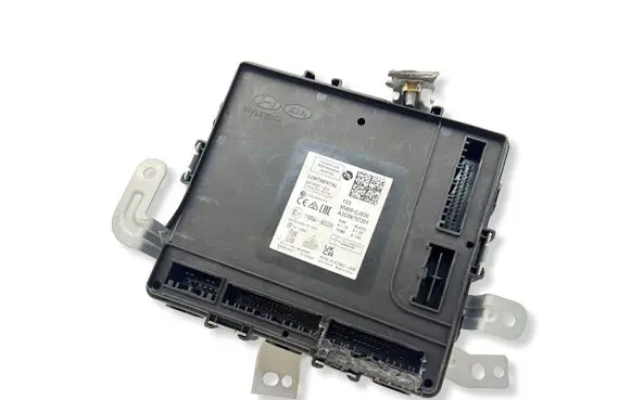 KIA Sportage Central body control module 95400CJ030