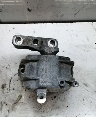 Volkswagen Touran I Engine mount bracket 1K0199262