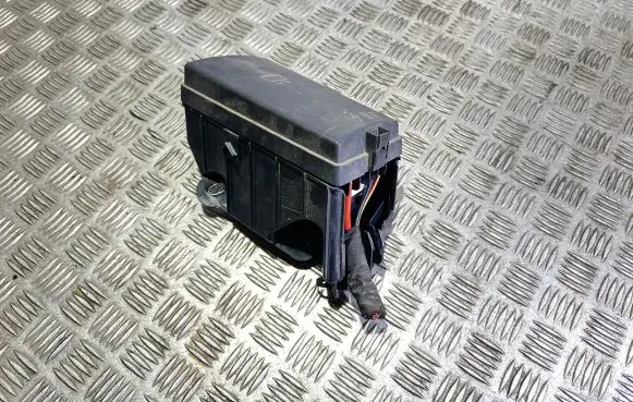 Volkswagen Golf VII Fuse box set 5Q0907361C 5Q0937132A