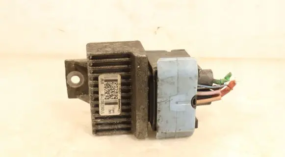 Renault Master III Glow plug pre-heat relay 110678071R