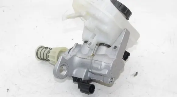 Audi A5 Master brake cylinder