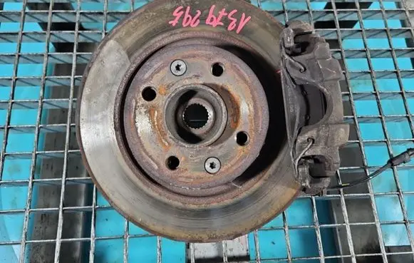Dacia Sandero Front wheel hub spindle knuckle IMPRK1379295