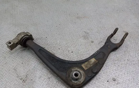 Peugeot 407 Front lower control arm/wishbone