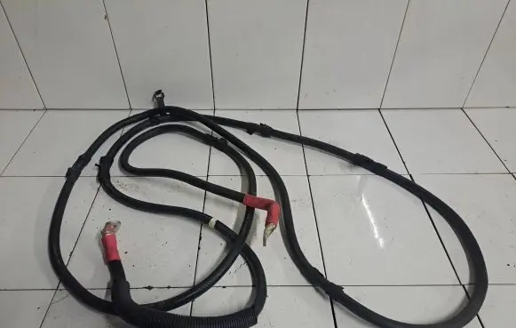 Audi A6 Allroad C6 Positive cable (battery)