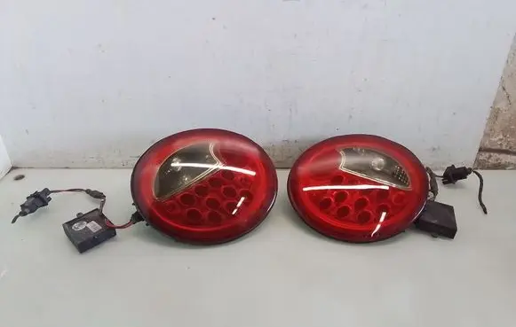 Volkswagen New Beetle Rear/tail lights set 