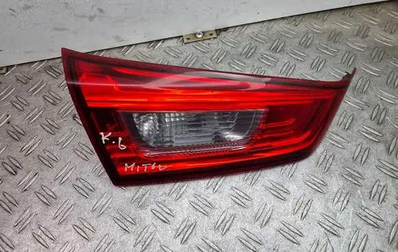 Mitsubishi ASX Tailgate rear/tail lights A046040 P9373L P9373