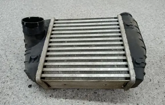 Audi A6 S6 C6 4F Intercooler radiator 4F0145805AA