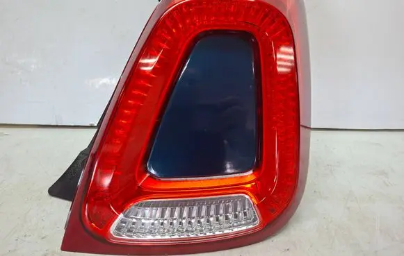 Fiat 500 Rear/tail lights S27612717 52007422