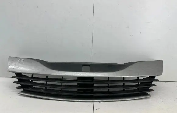 Renault Laguna II Front grill 8200012581