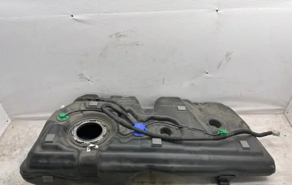 BMW X2 F39 Fuel tank 7482652 1704547 TA5W66324