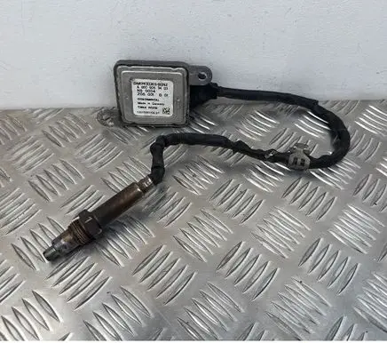 Mercedes-Benz E W212 Lambda probe sensor A0009053403 13070303567