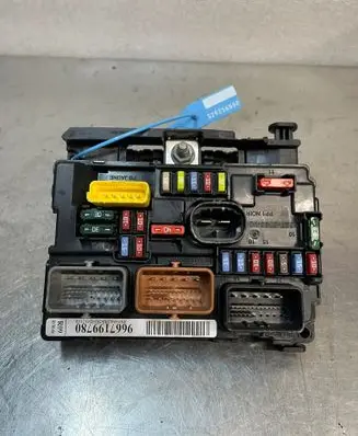 Citroen C3 Fuse box set DOCITROENPEUGEOT