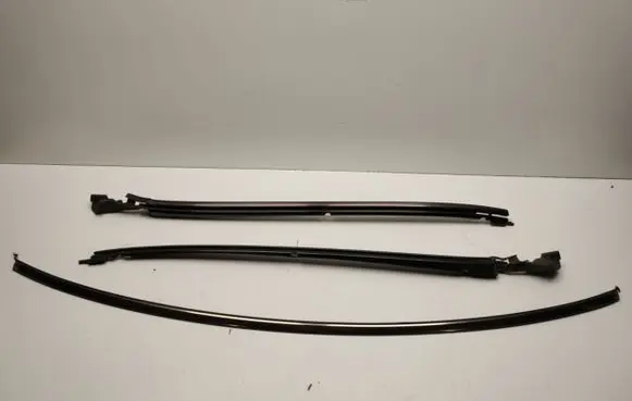 Mercedes-Benz S W220 Rubber seal front coupe door window A2206900539