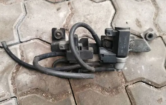 KIA Sorento Turbo solenoid valve 72190816