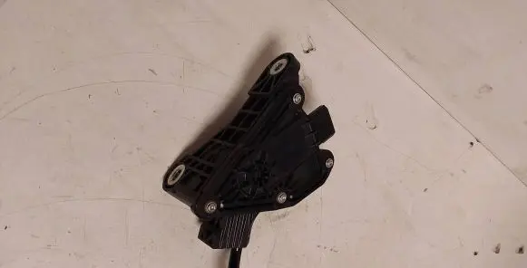 Honda Civic Accelerator throttle pedal 17800-smg-p000