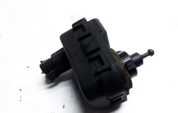 Headlight level adjustment motor