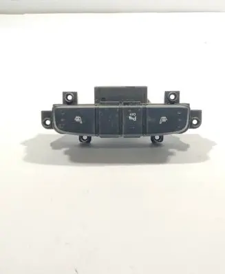 Hyundai Santa Fe Seat heating switch 933102W960 39S1A11000