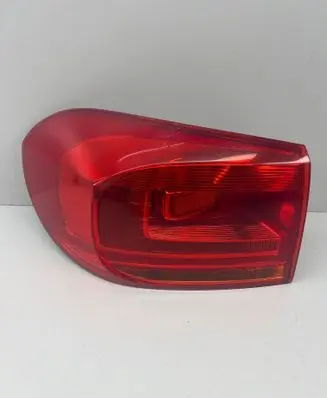 Volkswagen Tiguan Rear/tail lights 01073801 5N0945095Q
