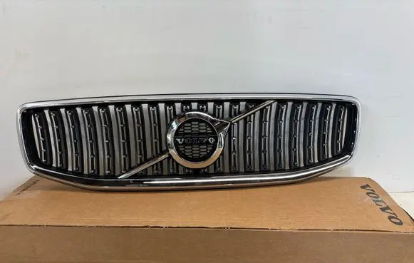 Volvo V60 Front grill 32132230 32132231