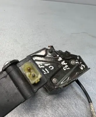 BMW 5 E39 Tailgate lock latch 8384069