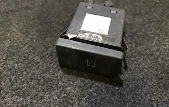 Volkswagen PASSAT B5.5 Windscreen/window heater switch 3b0959621c