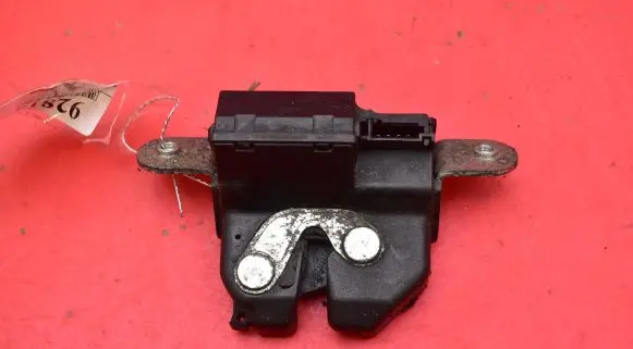 Fiat Bravo Tailgate/trunk/boot lock/catch/latch