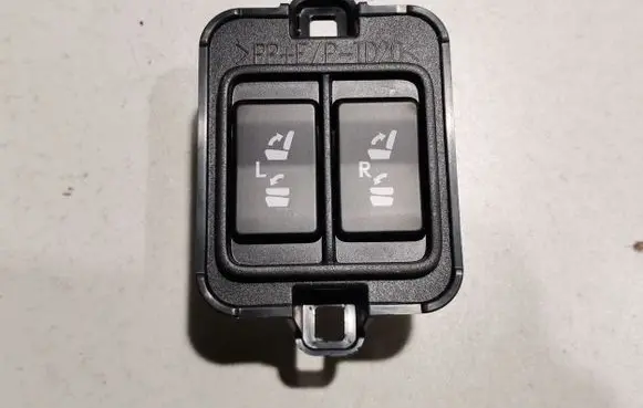 Lexus RX 450H Seat control switch 18B189