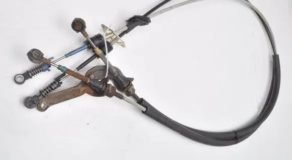 Porsche Boxster 986 Gear shift cable linkage 98642404110