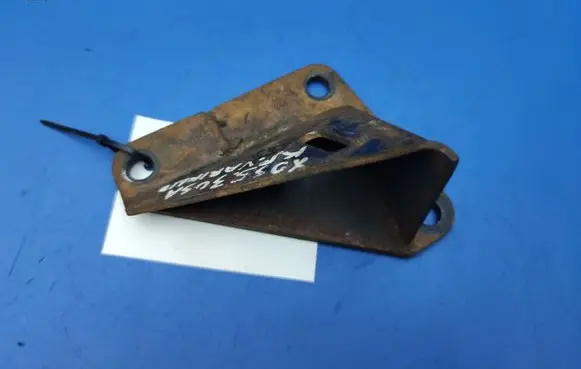 Jaguar XJS Engine mounting bracket EAC1449LH