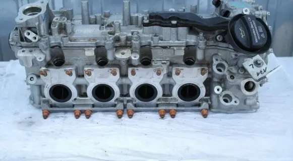Mercedes-Benz C AMG W205 Engine head 1770107800 1770160700 R1770163500