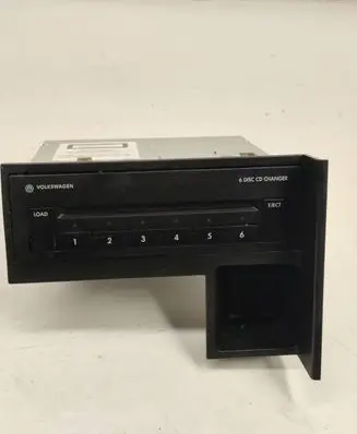 Volkswagen Touran I CD/DVD changer 1T0035110A VWZ3Z8F7660239