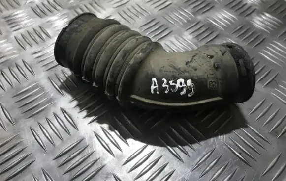 Intercooler hose/pipe