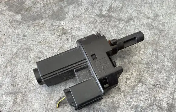 Ford Focus Clutch pedal sensor 4M5T7C534AA