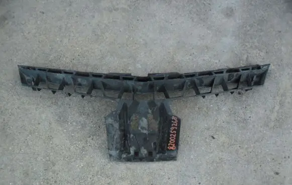 Renault Modus Front bumper mounting bracket 8200259268
