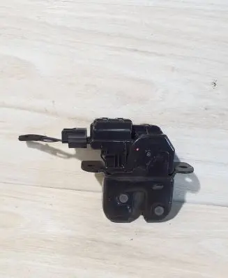 Renault Scenic III - Grand scenic III Tailgate/trunk/boot lock/catch/latch 846300003R