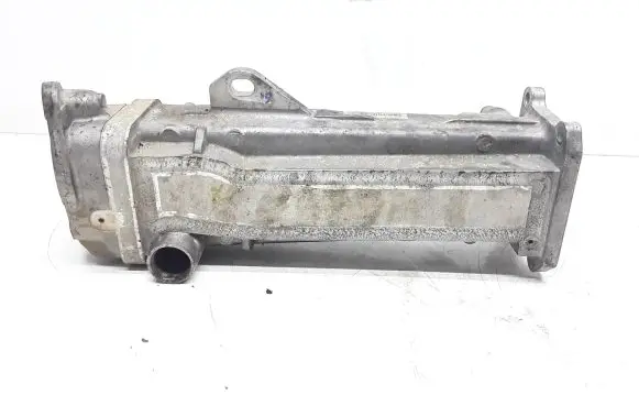 Volvo V60 EGR valve cooler 30757742 70304900