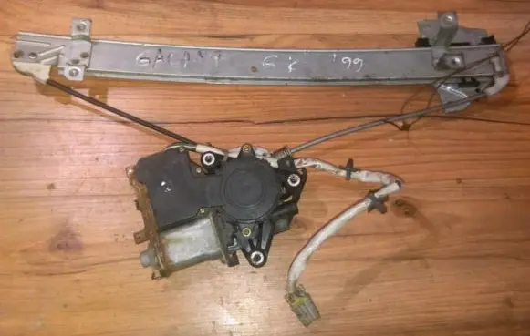 Mitsubishi Galant Sliding door window regulator with motor