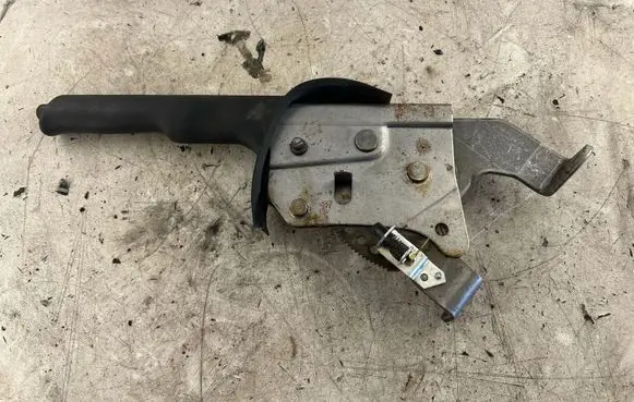 Nissan Navara D22 Handbrake/parking brake lever assembly 