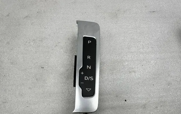 Audi RS3 Gear shift selector indicator 8V2713463A 8V2713463