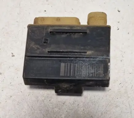 Citroen C4 I Picasso Glow plug pre-heat relay 9652021180 048010951