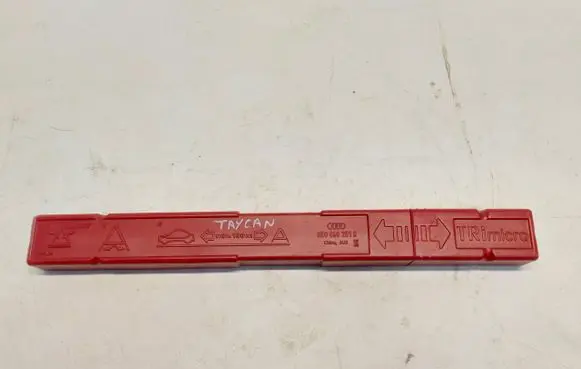 Porsche Taycan 9J1 Emergency warning sign 8K0860251BJLK01