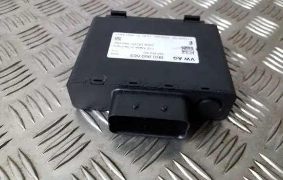 Audi A3 S3 A3 Sportback 8P Other control units/modules 8K0959663 111002100