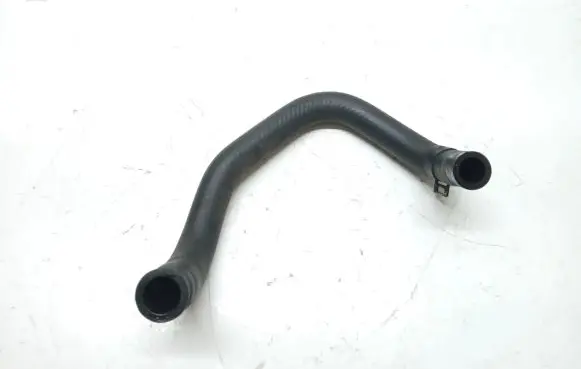 Mazda CX-5 Engine coolant pipe/hose