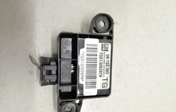 Opel Zafira A Airbag deployment crash/impact sensor 09133263 TGS1308297H