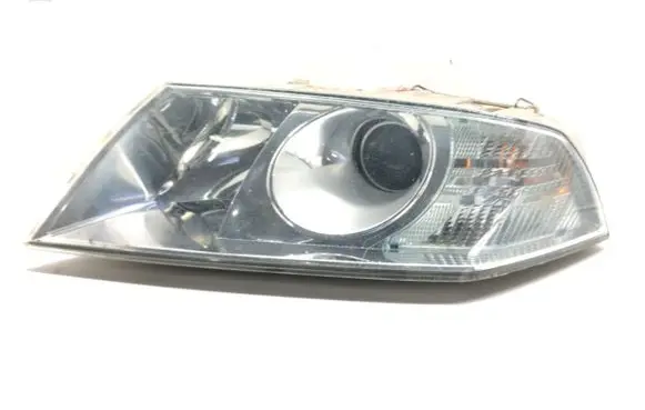 Skoda Octavia Mk2 (1Z) Headlight/headlamp 1Z1941015B