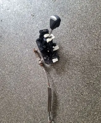 Subaru Outback Gear shifter/selector