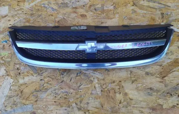 Chevrolet Lacetti Front bumper upper radiator grill ddddd