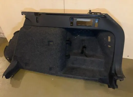Skoda Octavia Mk3 (5E) Trunk/boot lower side trim panel 5E9867428AG